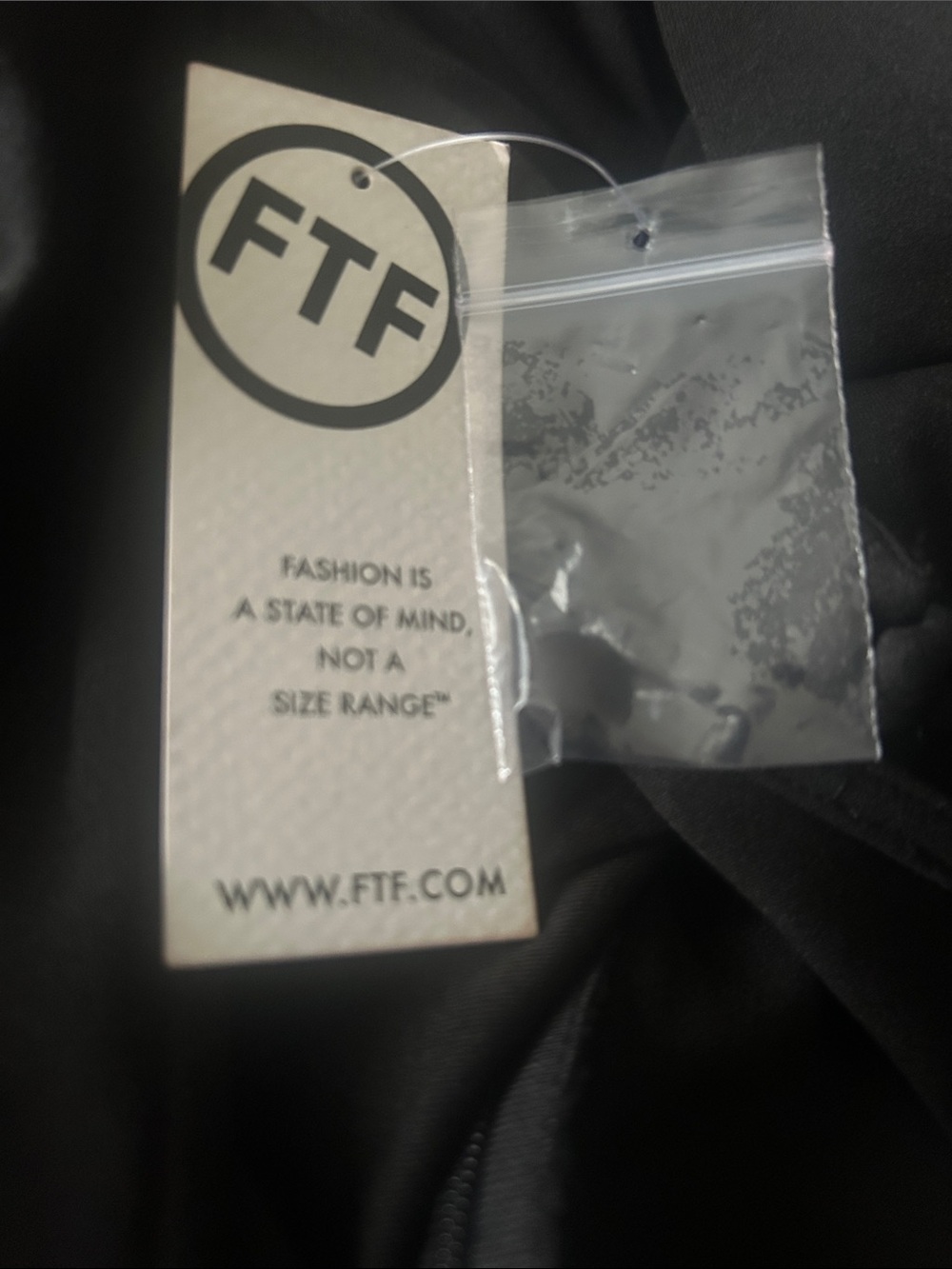 FTF NWT black Draped Knot-Front Women's Dress size 3X - Picture 6 of 6